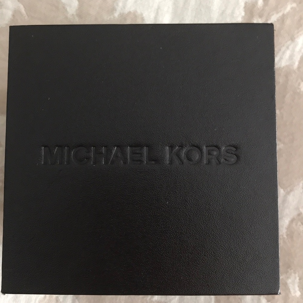 Rose Gold Michael Kors Watch - Picture 5 of 5